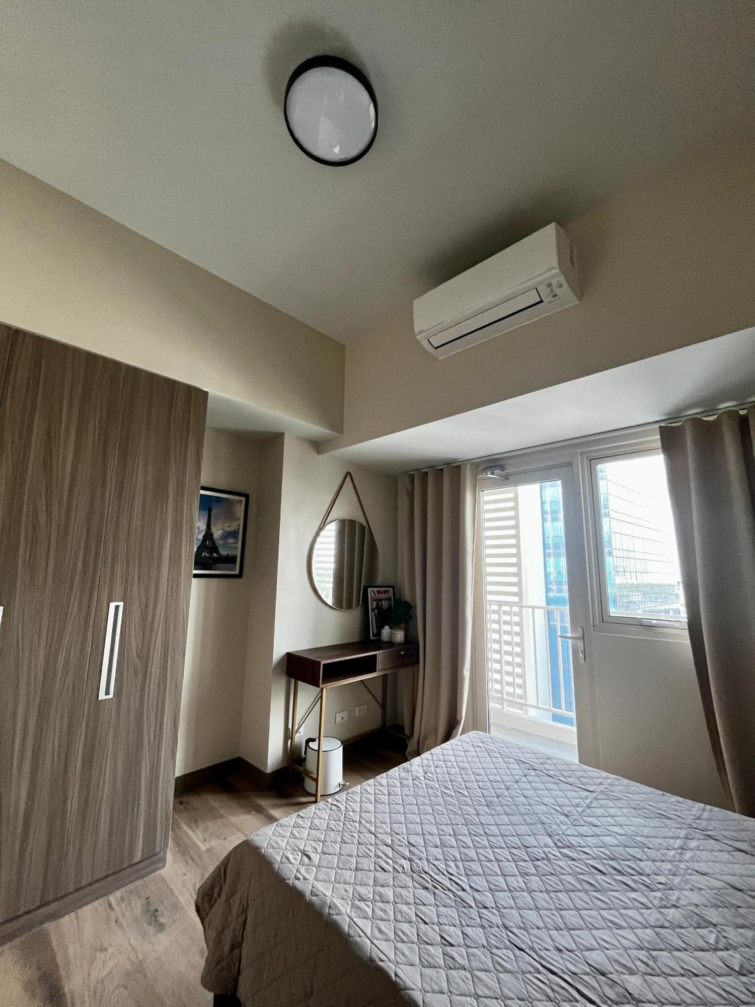 Park Mckinley West Bgc Apartment Taguig Exterior photo
